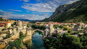پل قدیمی شهر Mostar، نمونه‌ای درخشان از معماری اسلامی
